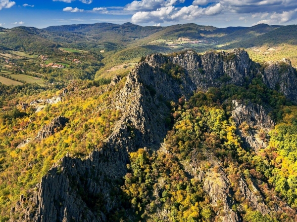 BORAČKI KRŠ, raj u srcu Šumadije - divlja priroda, pitoma Gruža i Gružansko jezero